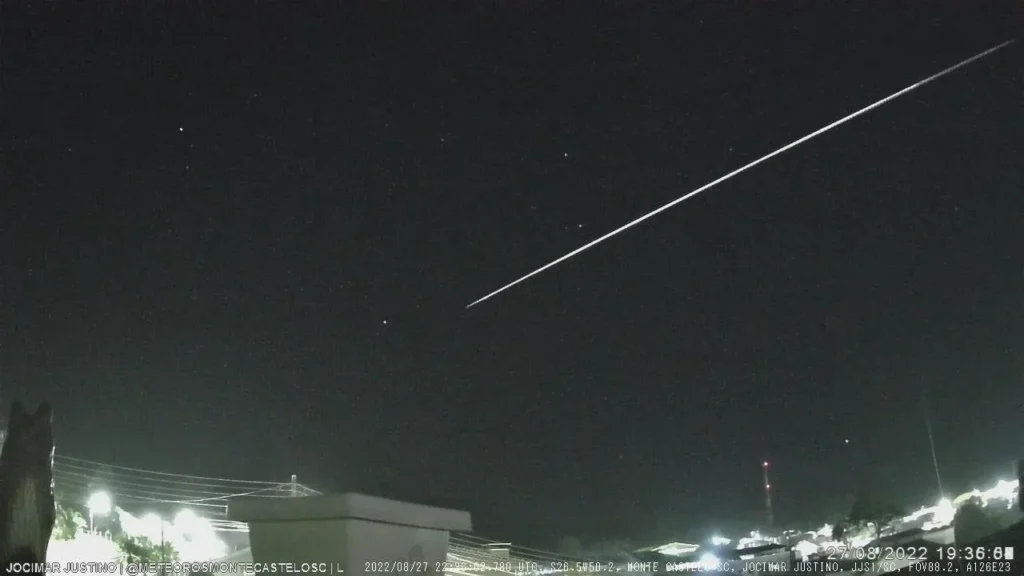 Em 27 de Agosto de 2022, a JJS1 documentou um meteoro na direção Sudeste, visível por quase 8 segundos. Este foi um dos eventos com a trajetória mais longa já registrados pela estação de Monte Castelo, destacando-se pelo seu tempo de duração excepcional.